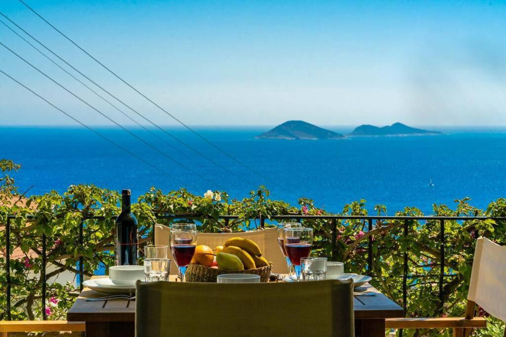 Azure Apartment With Sea View In Kalkan Exterior foto