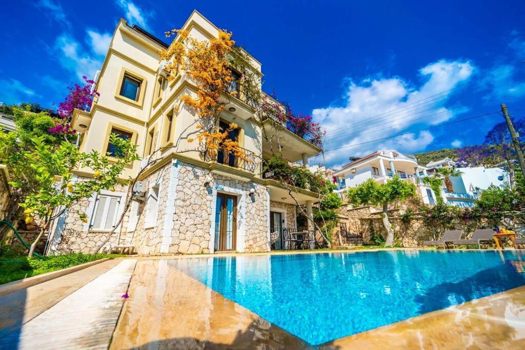 Azure Apartment With Sea View In Kalkan Exterior foto
